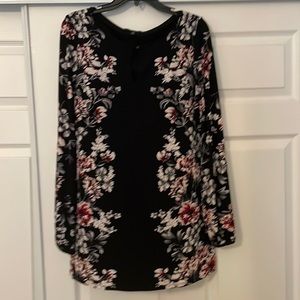 White House black market tunic blouse.